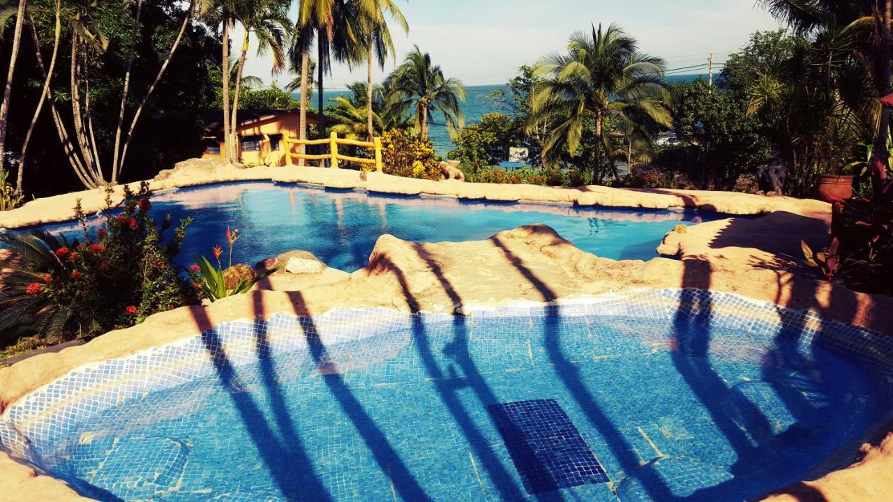 Hotel Los Mangos モンテスマ エクステリア 写真