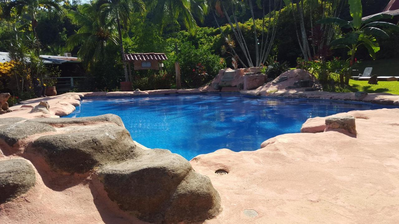 Hotel Los Mangos モンテスマ エクステリア 写真