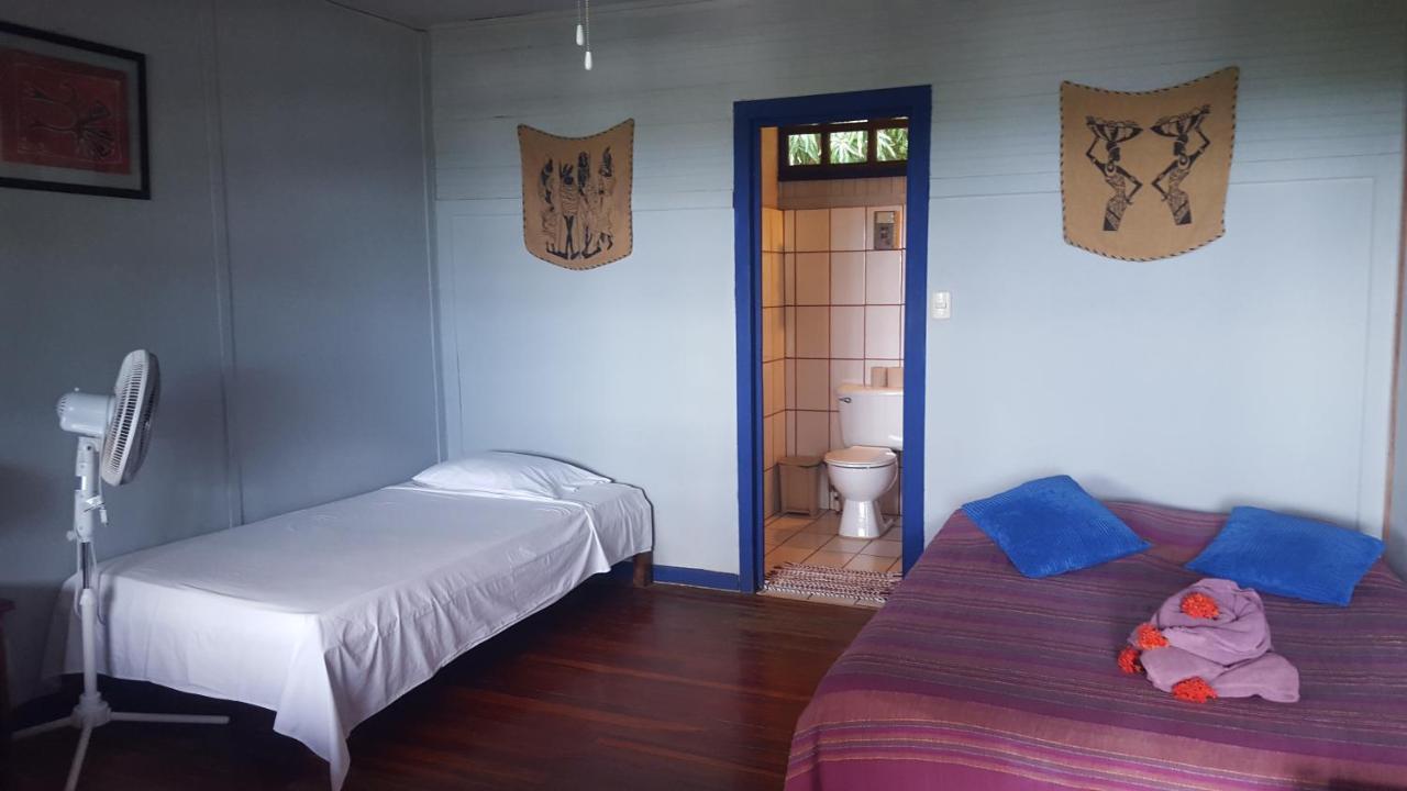 Hotel Los Mangos モンテスマ エクステリア 写真